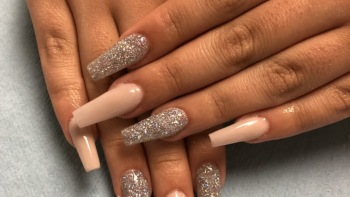 Unhas Bege Decoradas: 10 Ideias Incríveis para Você Tentar